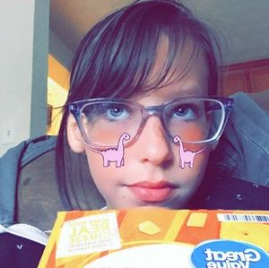 Meet your Posher, Erica